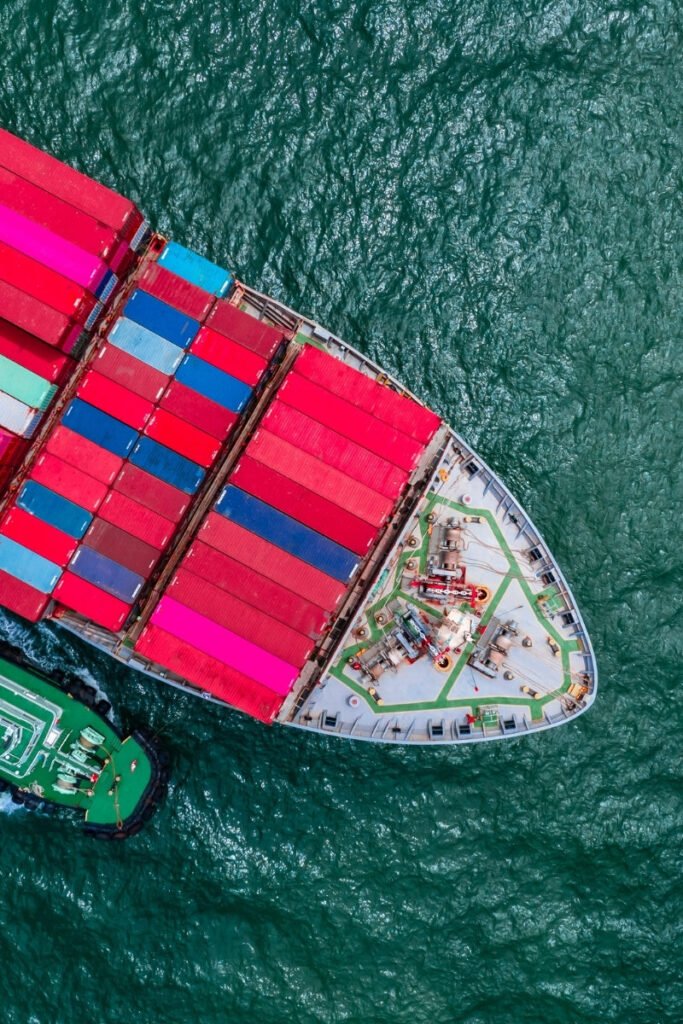 Navigating the  Global Rose Oil Market: 5 Critical  Factors for Success